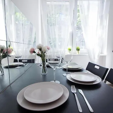 Close-central - Old Town - Comfortable And Cozy - W3 * فروتسواف